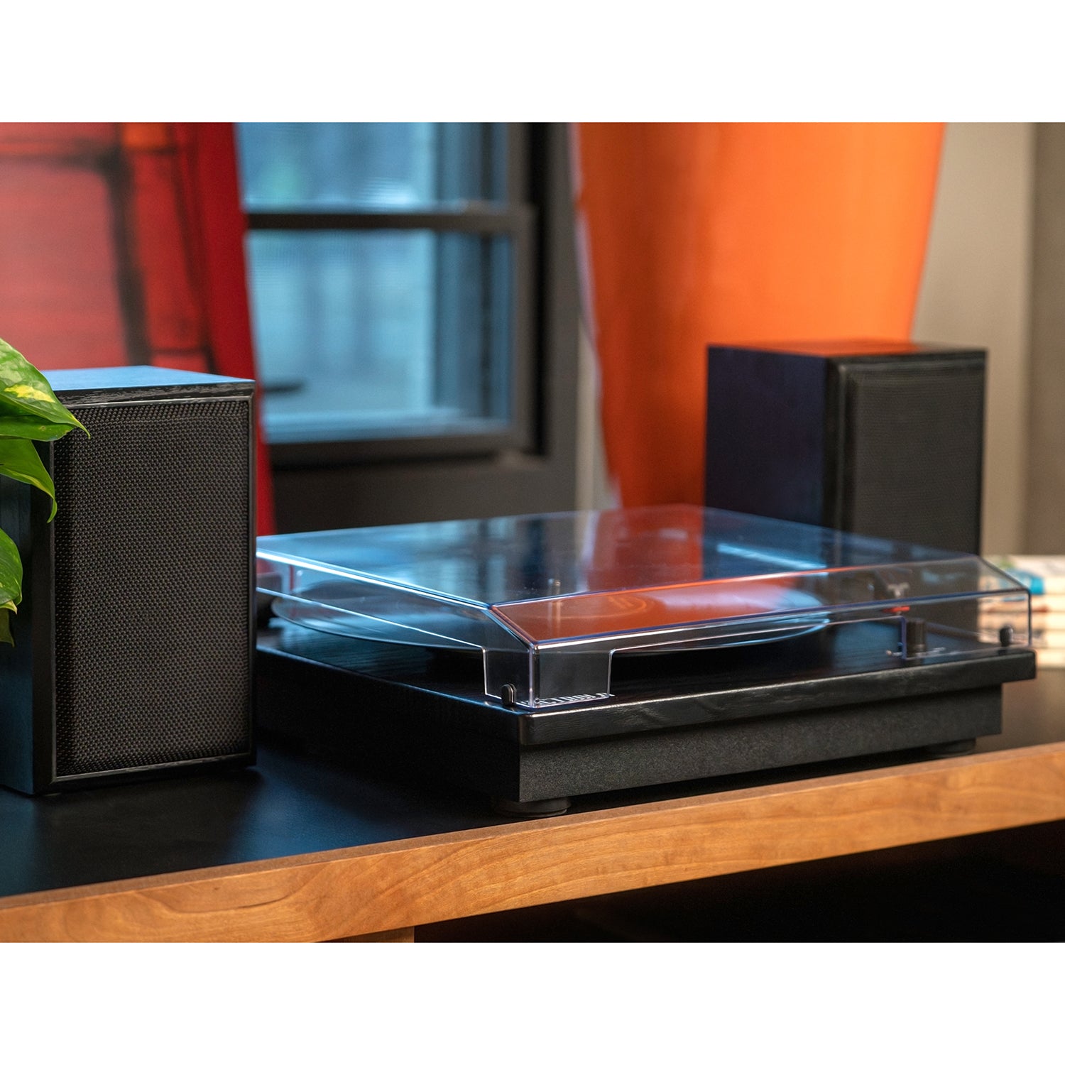 Montauk Turntable System
